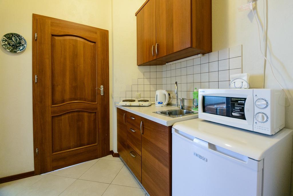 Appartement Простора 3 Кімнатна Біля Майдану Незалежності à Kiev Extérieur photo